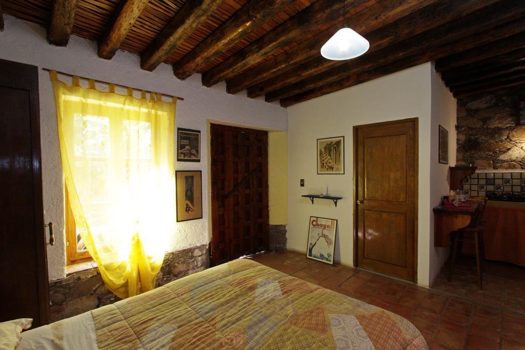 Casa Curtos Apartment Catorce Стая снимка
